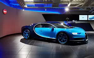   Bugatti Chiron - 2016