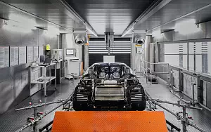   Bugatti Chiron - 2016
