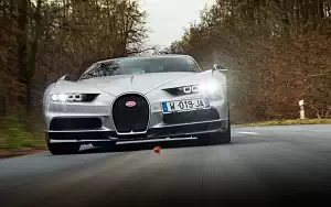  Bugatti Chiron - 2017