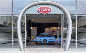   Bugatti Chiron - 2017