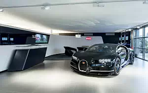   Bugatti Chiron - 2017