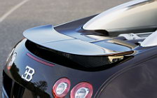   Bugatti Veyron - 2005