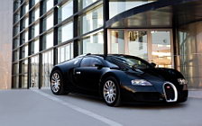   Bugatti Veyron Black - 2008