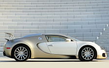  Bugatti Veyron Gold Edition - 2009
