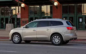 Обои автомобили Buick Enclave - 2013