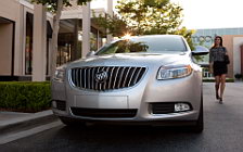   Buick Regal - 2011