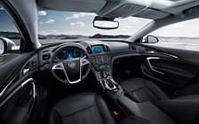   Buick Regal - 2011
