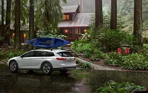 Обои автомобили Buick Regal TourX - 2017