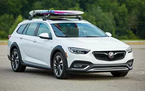 Обои автомобили Buick Regal TourX - 2017