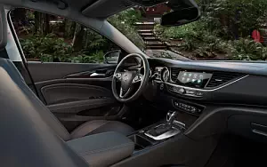 Обои автомобили Buick Regal TourX - 2017