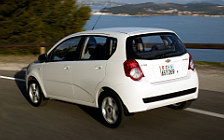Обои Chevrolet Aveo 5-door 2008