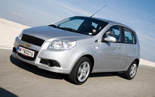 Обои Chevrolet Aveo 5-door 2008