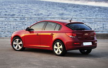   Chevrolet Cruze Hatchback - 2011