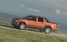 Обои Chevrolet Avalanche LTZ 2007