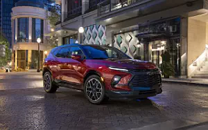 Обои автомобили Chevrolet Blazer RS - 2022