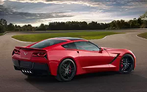   Chevrolet Corvette Stingray - 2013