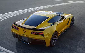 Обои автомобили Chevrolet Corvette Z06 - 2014
