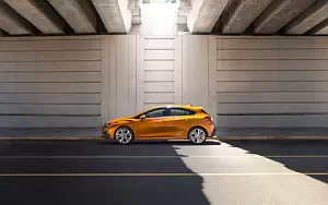   Chevrolet Cruze Premier RS Hatchback - 2017