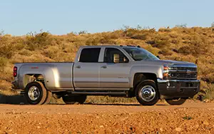 Обои автомобили Chevrolet Silverado 3500 HD LTZ Crew Cab - 2014