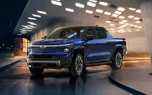   Chevrolet Silverado EV RST Crew Cab - 2023