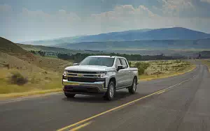   Chevrolet Silverado LT Crew Cab - 2018