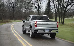   Chevrolet Silverado LTZ Z71 Crew Cab - 2018
