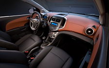   Chevrolet Sonic Sedan - 2011