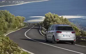 Обои автомобили Citroen C4 Picasso - 2013