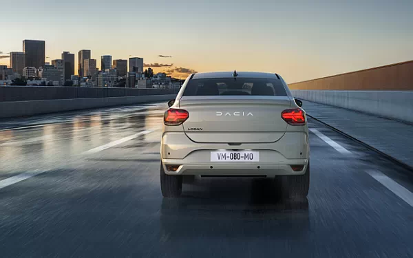 ���� ���������� Dacia Logan - 2025