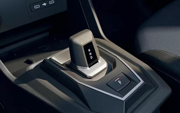 ���� ���������� Dacia Logan - 2025