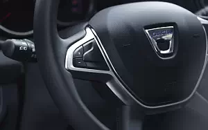   Dacia Sandero - 2016