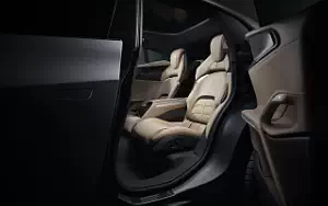   Ferrari Purosangue - 2022