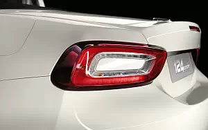   Fiat 124 Spider - 2016