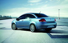 Обои Fiat Linea 2007