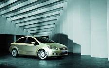 Обои Fiat Linea 2007