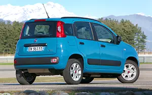Обои автомобили Fiat Panda Natural Power - 2012