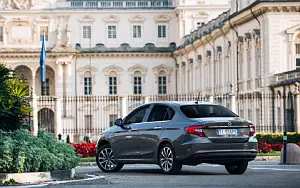   Fiat Tipo - 2015