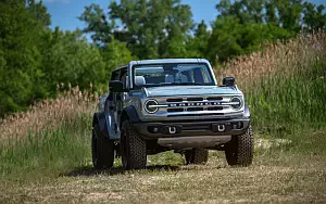 Обои автомобили Ford Bronco 4-Door Badlands - 2020