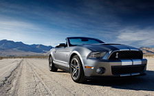 Обои автомобили Ford Mustang Shelby GT500 Convertible - 2010