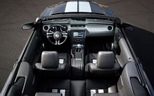 Обои автомобили Ford Mustang Shelby GT500 Convertible - 2010