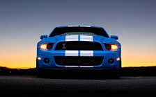 Обои автомобили Ford Mustang Shelby GT500 - 2010