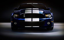   Ford Mustang Shelby GT500 - 2010