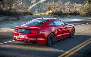   Ford Mustang EcoBoost - 2015