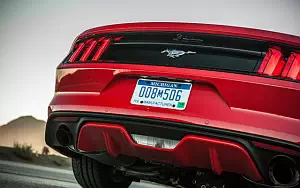   Ford Mustang EcoBoost - 2015