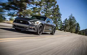 Обои автомобили Ford Mustang GT - 2015