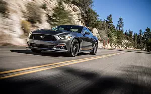 Обои автомобили Ford Mustang GT - 2015