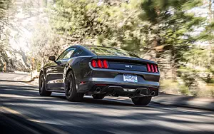Обои автомобили Ford Mustang GT - 2015
