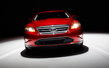   Ford Taurus SHO - 2010