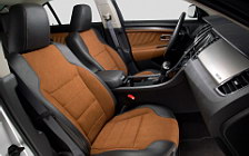   Ford Taurus SHO - 2010