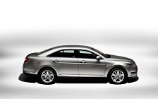 Обои автомобили Ford Taurus - 2010